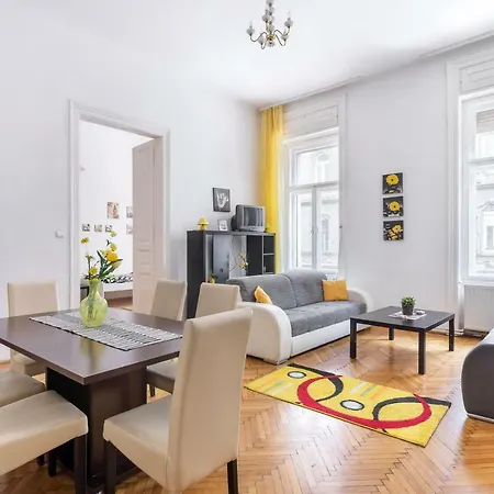 Izabella 2 Apartment Budapest