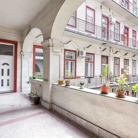 Izabella 2 Apartment Budapest