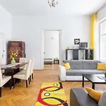 Friends & Family Apartament *