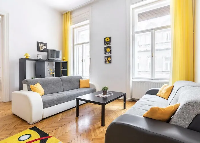 Apartman Friends & Family